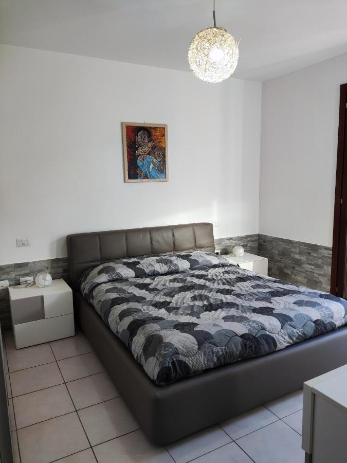 Vico Stazione Apartment Uta Buitenkant foto